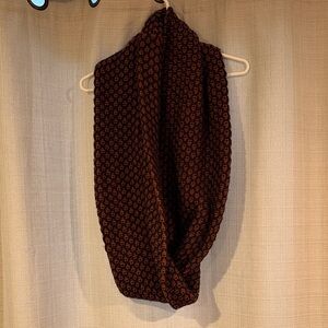 J. Crew navy blue & camel brown loop scarf.